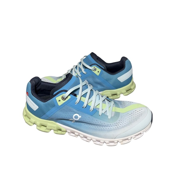 On Running Women's Sky Blue and Lime Athletic Shoes size 8.5 - Picture 2 of 6